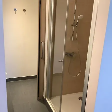 Szálloda Gaestehaus Am Ukb