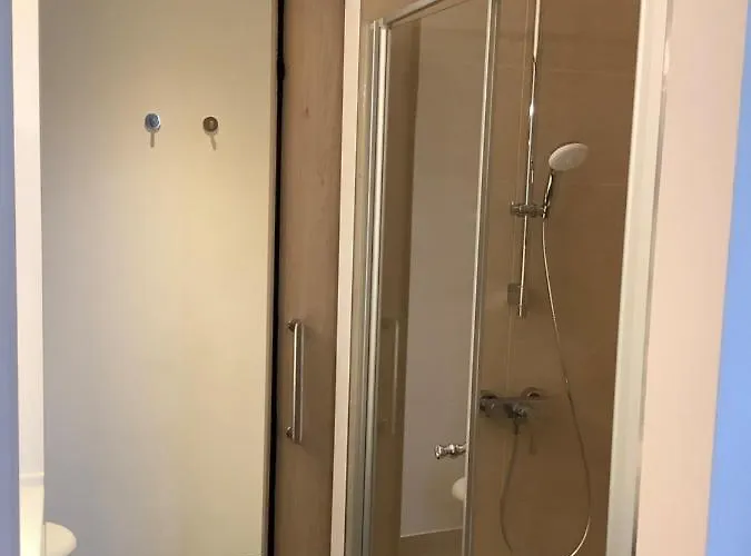 Hotell Gaestehaus Am Ukb